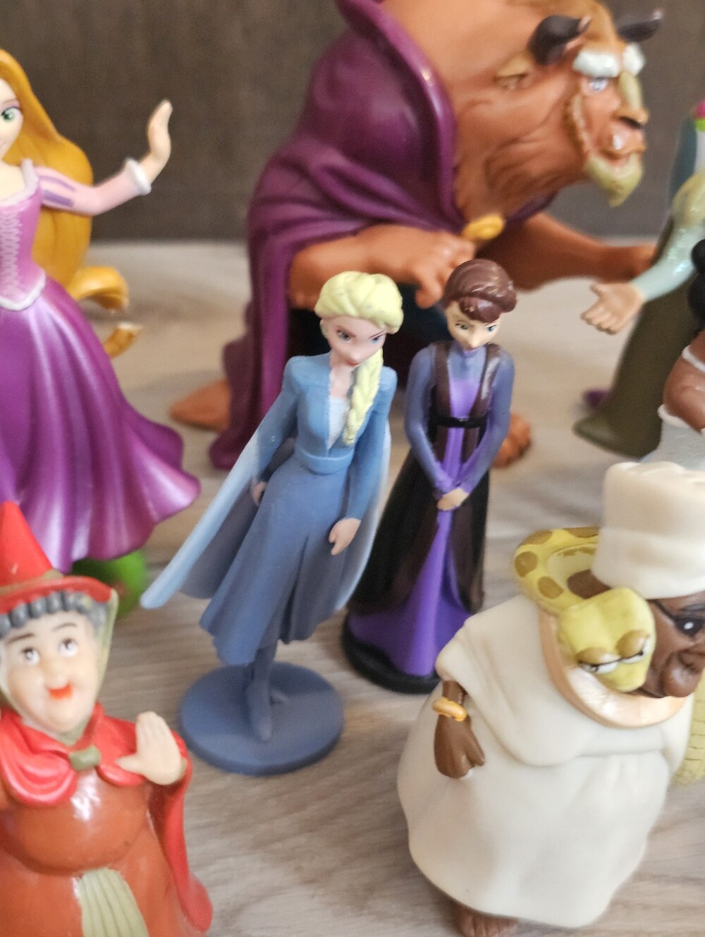 Disney Princess & Character Figurine Lot – Mixed PVC Toy 25 Figures - Picture 9 of 16